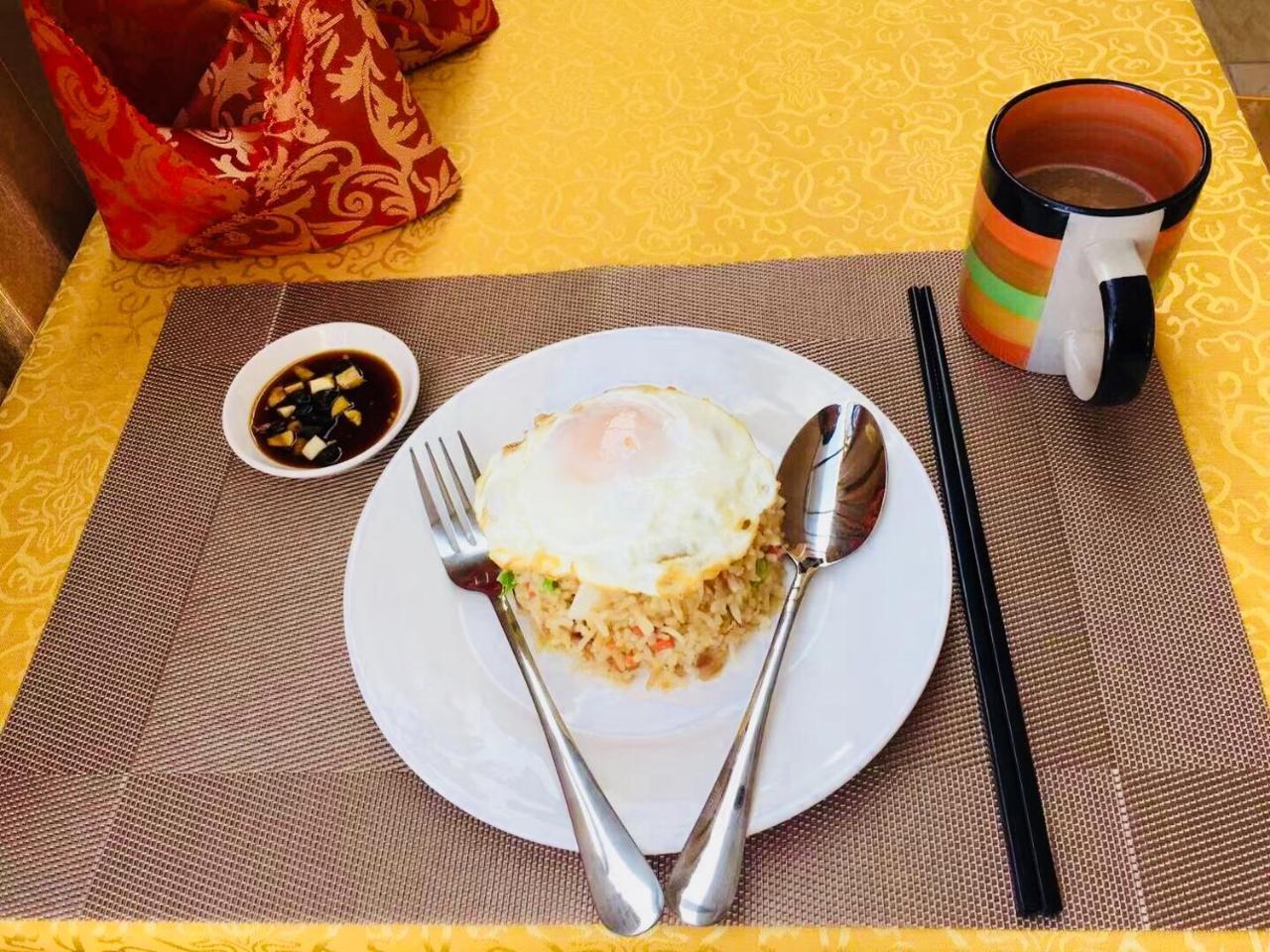 C & Y Hotel Yangon Bagian luar foto