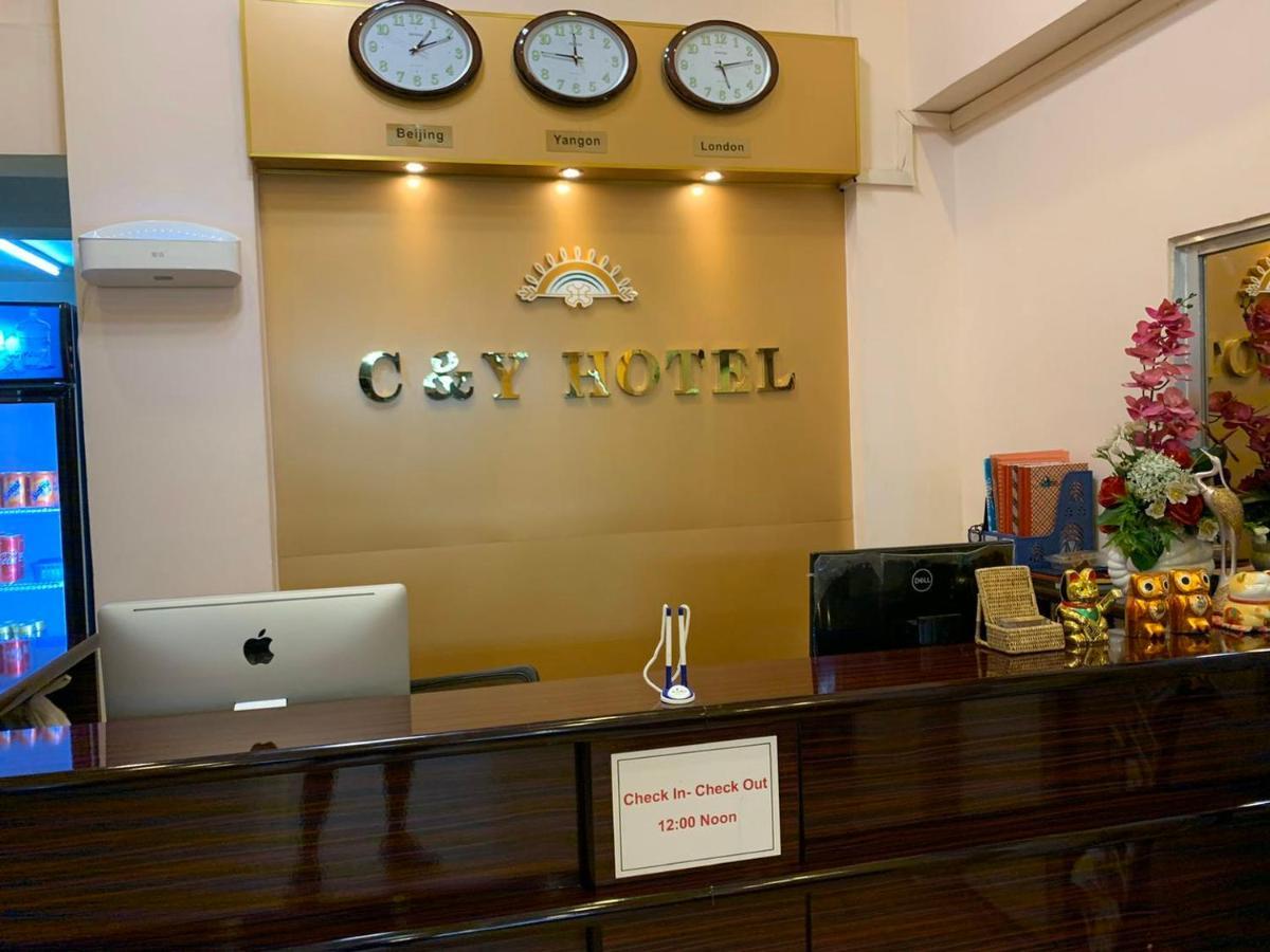 C & Y Hotel Yangon Bagian luar foto